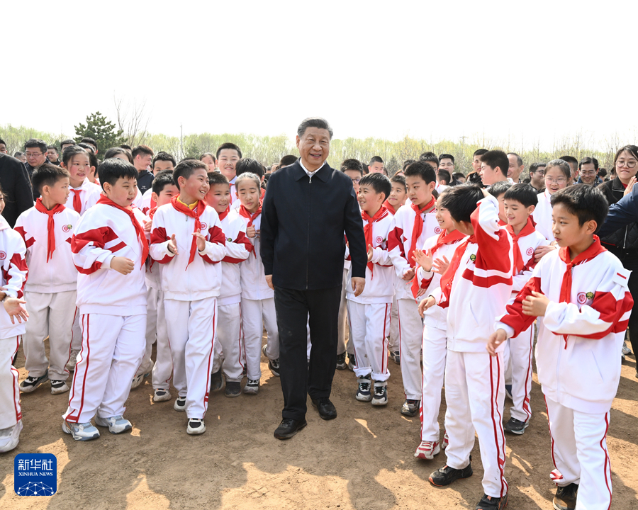 习近平在参加首都义务植树活动时强调：全民植树增绿，共建美丽中国6.png