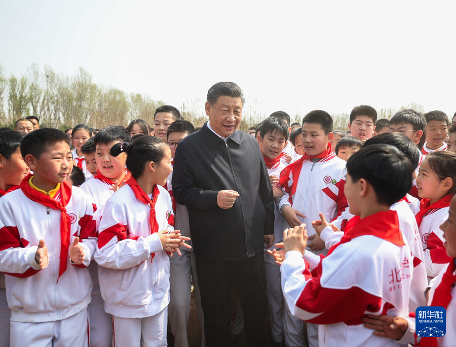 习近平在参加首都义务植树活动时强调：全民植树增绿，共建美丽中国7.png