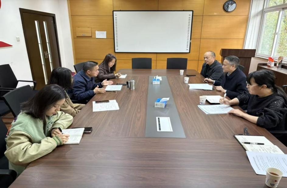 四川现代种业集团高油酸菜籽油联合项目组开展交流调研